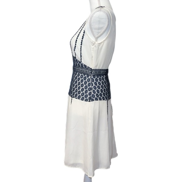 Ryu - Sheer Crocheted Appliqué Party Dress - Size Small - Picture 3 of 9